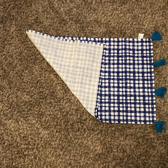 The Spring Shop Table Runner and Napkin Set - Picture 8 of 10